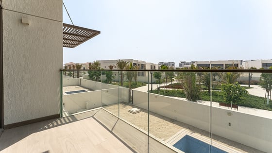 Contemporary villa in MBR City near to lagoon, picture 28
