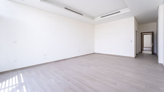 Contemporary villa in MBR City near to lagoon, picture 8