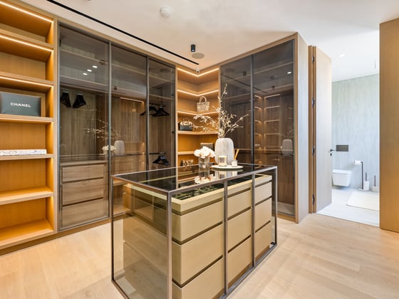 Refined Golf Course Villa with Stunning Amenities, picture 10