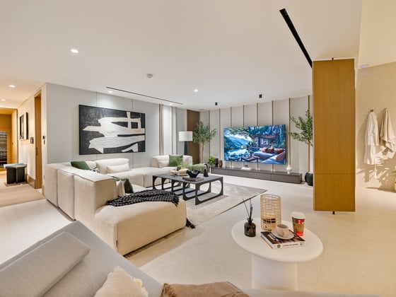 Refined Golf Course Villa with Stunning Amenities, picture 15