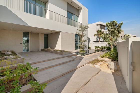 Elegant 6 Bedroom Custom Mansion, Emerald Hills, picture 62