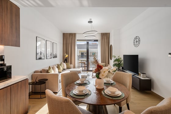 Fully Furnished | Sea and Burj Khalifa Views, picture 3