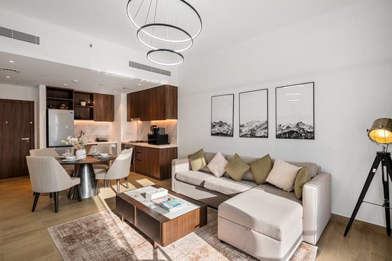 Fully Furnished | Sea and Burj Khalifa Views, picture 4