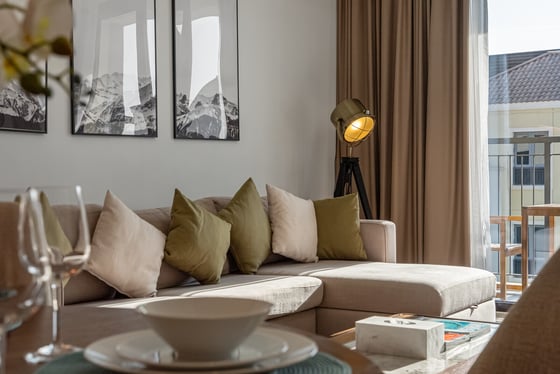 Fully Furnished | Sea and Burj Khalifa Views, picture 5