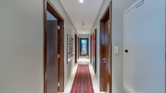 Upgraded Family-Friendly Apartment with Park View, picture 5