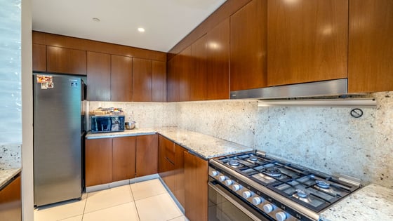 Upgraded Family-Friendly Apartment with Park View, picture 17