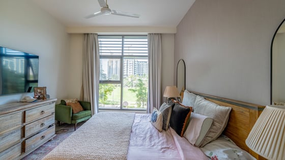 Upgraded Family-Friendly Apartment with Park View, picture 10