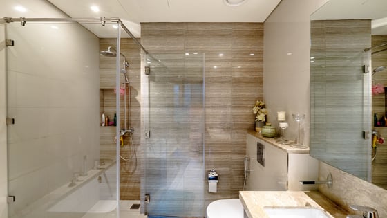 Upgraded Family-Friendly Apartment with Park View, picture 14