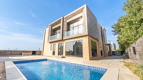 Premium villa in DHE with smart-home technology, picture 1