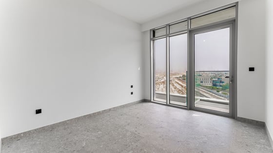Corner apartment in Dubai Hills with golf and burj view, picture 7