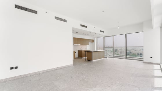 Corner apartment in Dubai Hills with golf and burj view, picture 1