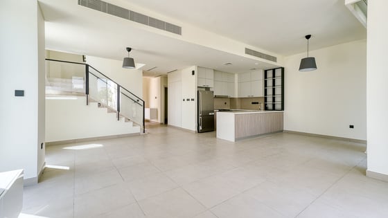 Premium villa in Dubai Hills Estate with spacious layout, picture 1