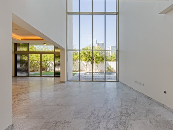 Skyline Luxury | 5 Bedrooms | Exquisite Amenities, picture 2