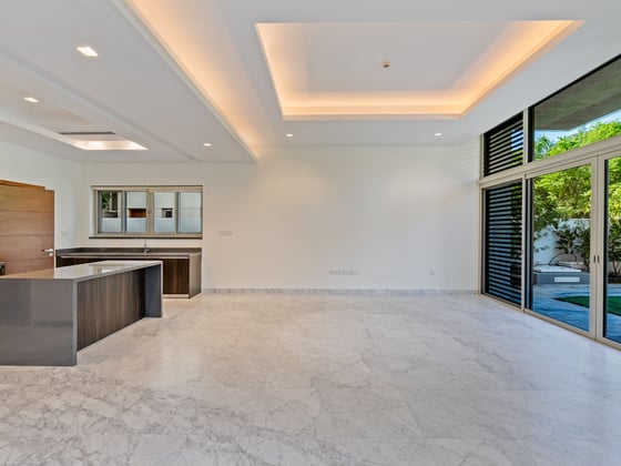 Skyline Luxury | 5 Bedrooms | Exquisite Amenities, picture 6