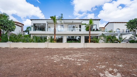 Refined Villa in Jumeirah Golf Estates, picture 32