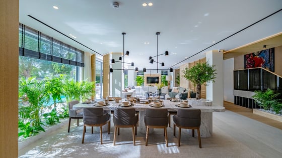 Refined Villa in Jumeirah Golf Estates, picture 5