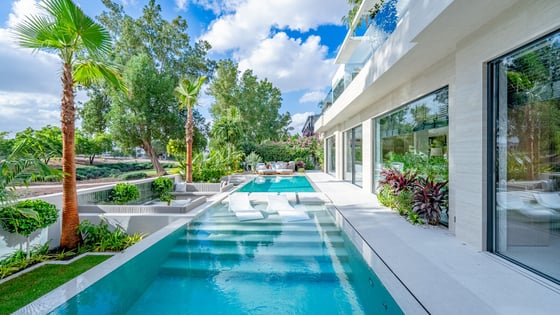 Refined Villa in Jumeirah Golf Estates, picture 30
