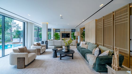Refined Villa in Jumeirah Golf Estates, picture 3