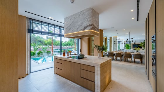 Refined Villa in Jumeirah Golf Estates, picture 9
