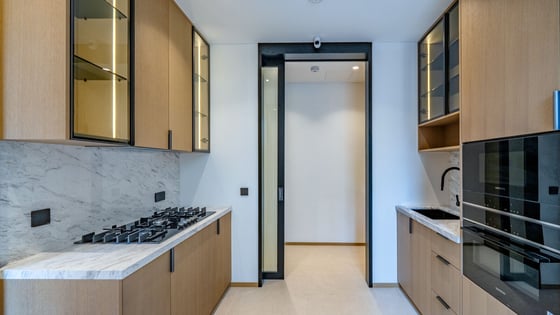 Refined Villa in Jumeirah Golf Estates, picture 10