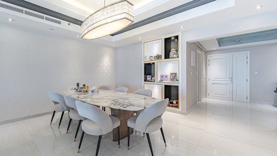 Luxurious apartment in Dubai Marina with a huge layout, picture 6