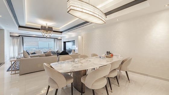 Luxurious apartment in Dubai Marina with a huge layout, picture 4
