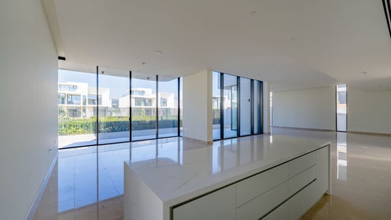 Prime Internal Position | A Refined Family Villa, picture 11