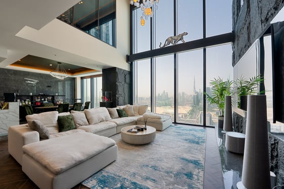 Luxurious 2BR Unit | High Floor | Skyline View, picture 2
