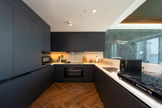 Luxurious 2BR Unit | High Floor | Skyline View, picture 11