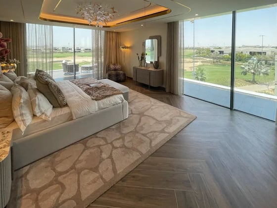 Luxurious DAMAC Hills Villa with Golf Views, picture 8