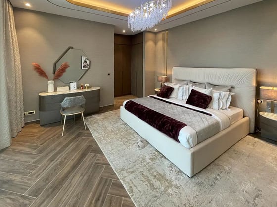 Luxurious DAMAC Hills Villa with Golf Views, picture 7