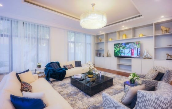 Luxury 5BR Signature Villa | Private Pool, picture 2