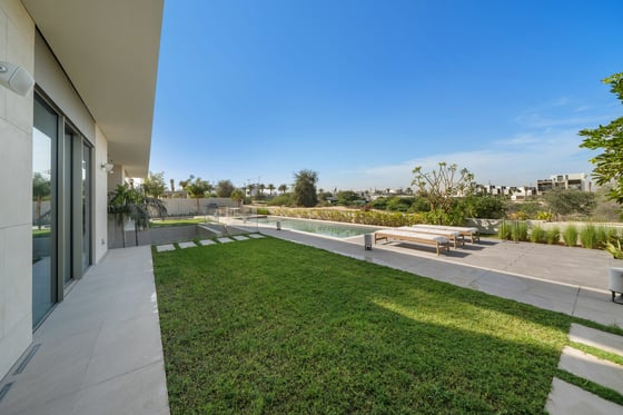 Elegant 6 Bedroom Custom Mansion, Emerald Hills, picture 54