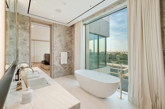 Brand New 6 Bedroom Custom Mansion, Emerald Hills, picture 38