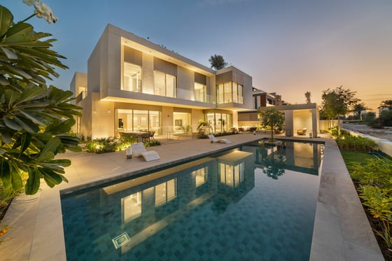 Brand New 6 Bedroom Custom Mansion, Emerald Hills, picture 1