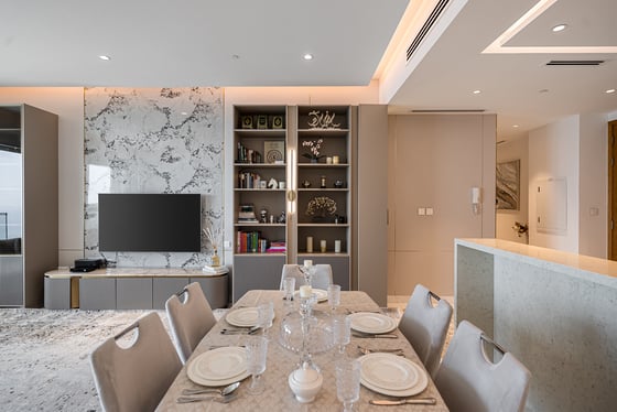 Furnished | Palm and Bluewaters View | High Floor, picture 6
