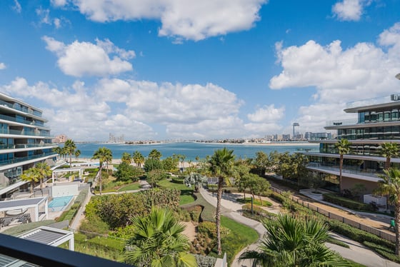 Brand new | Sea and Palm View Corner Unit, picture 1