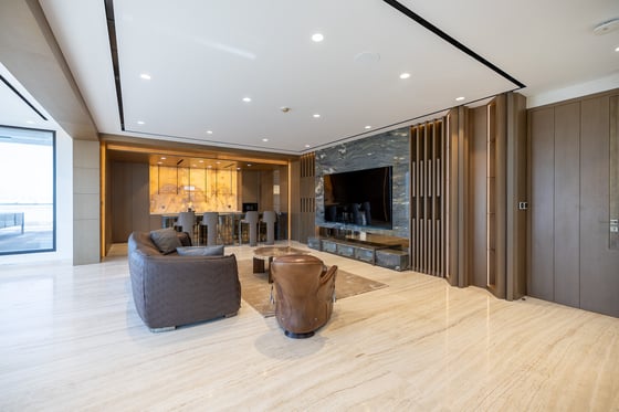 Best Design in all of Emerald Hills.  Brand New., picture 5