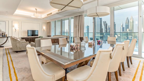Luxury apartment in Downtown with modern interior, picture 1