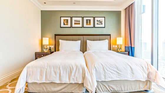 Luxury apartment in Downtown with modern interior, picture 9