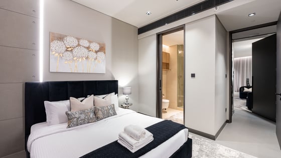 Stylish penthouse in Dubai Marina with infinity pool, picture 7