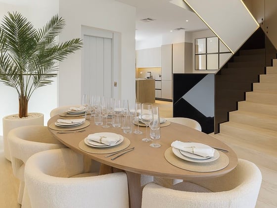 Luxury  |  Middle  Unit  |  Private  Pool, picture 9