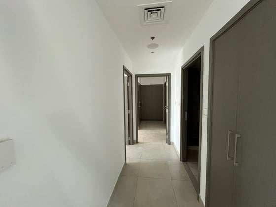 Vacant On Transfer | Large Layout | Ready, picture 10