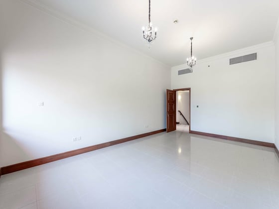 Prime location | Spacious | Elegant | Maids Room, picture 12