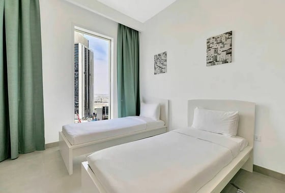 Full Park Views | Available | Vacant...., picture 9