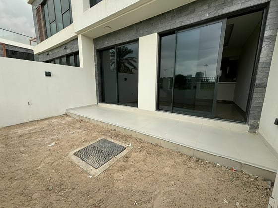 Single Row | Golf View | Family Community, picture 9
