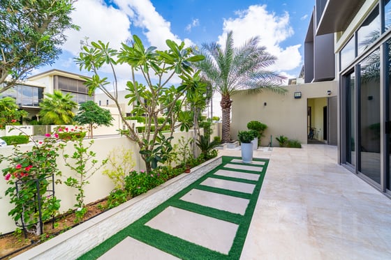 Elegant 5-Bedroom Standalone Villa with Generous Living Spac, picture 24