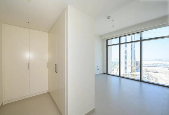 Vacant | Large Layout | Available......., picture 9
