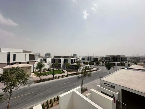 Exclusive | Type A | Vastu | Backing Park, picture 1