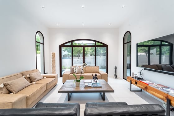 Top Location | Modern Upgrades | Large Plot, picture 9